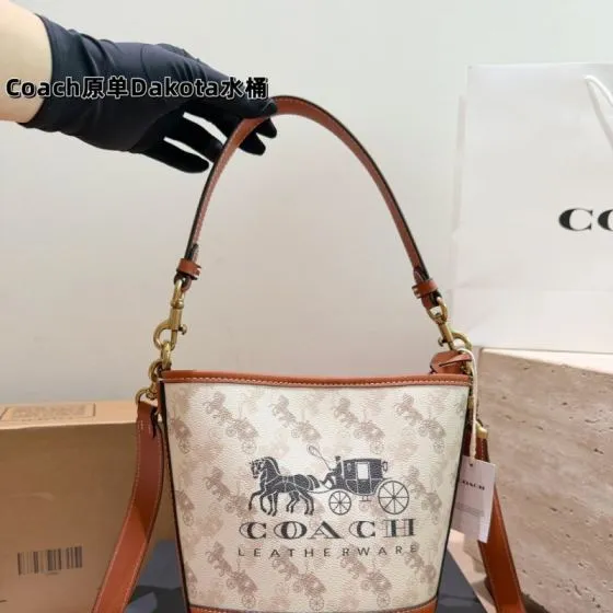 Coach Monogram shoulder bag 1 1 Replica