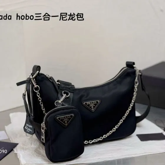 Prada Re-Edition Black 22x17cm shoulder bag Top Quality Replica