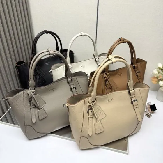 Prada Black shoulder bag Top Quality Replica