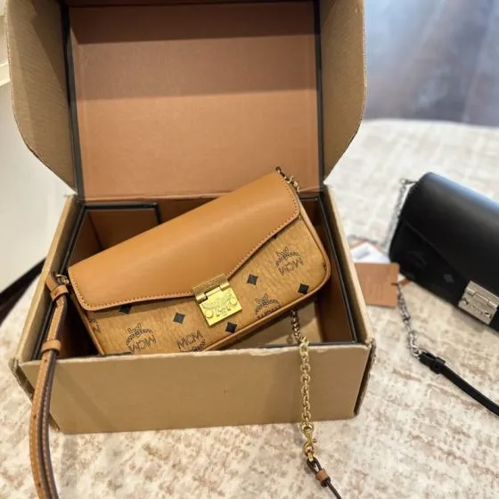 MCM Monogram 25x18x10cm shoulder bag Top Quality Replica