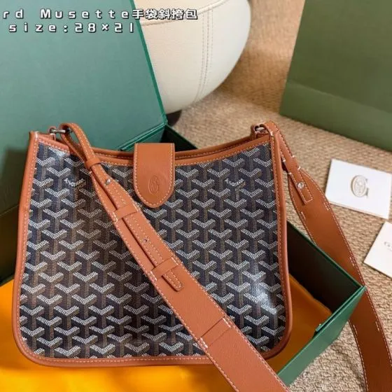 Goyard Musette Canvas with Brown Leather Trim 28x21cm crossbody AAA Quality Replica