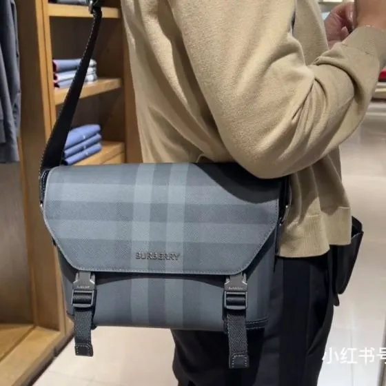 Burberry shoulder bag AAA Quality Replica