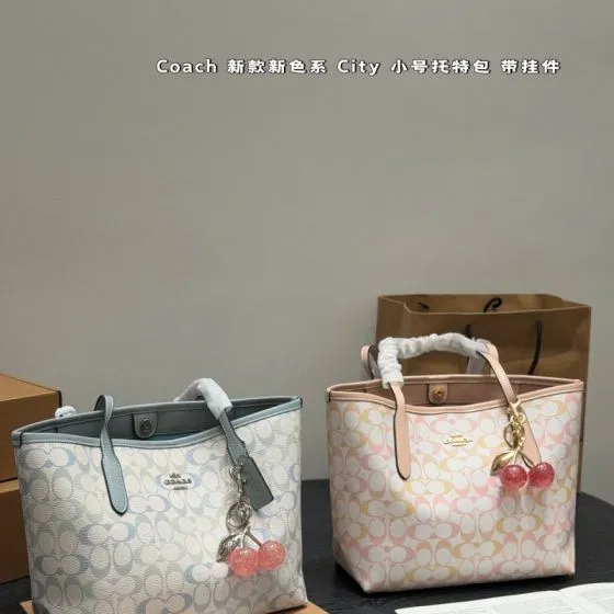 Coach City Monogram 38x28x15cm shoulder bag AAA Quality Replica