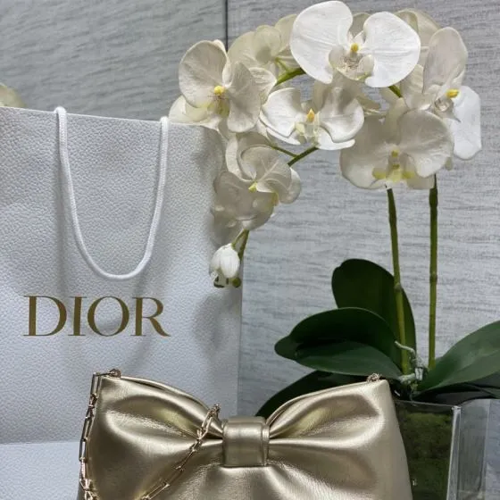 Dior Gold evening 1 1 Replica
