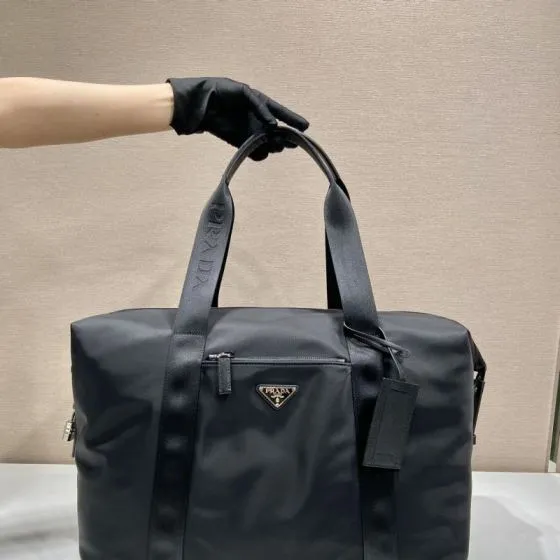 Prada Black 40x30x16cm shoulder bag Top Quality Replica