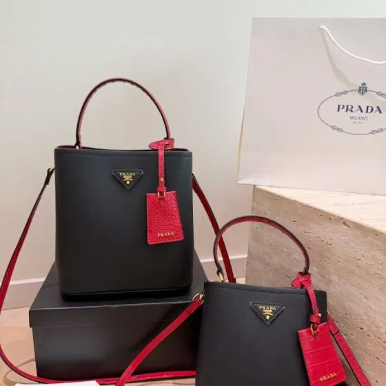 Prada Black 25x18x10cm shoulder bag 1 1 Replica