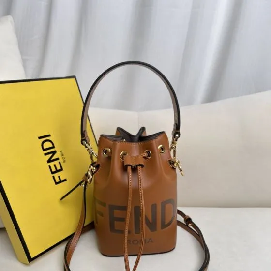 Fendi shoulder bag 1 1 Replica