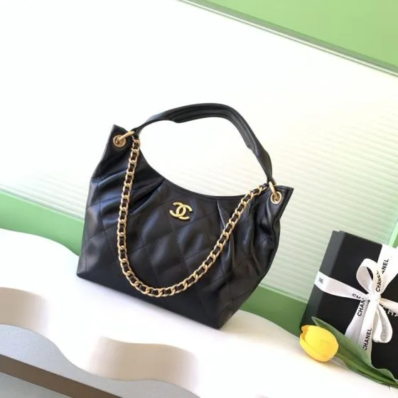 Chanel Hobo Black shoulder 1 1 Replica