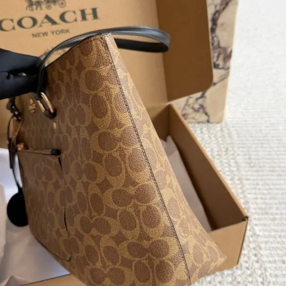 Coach Black shoulder bag Top Quality Replica