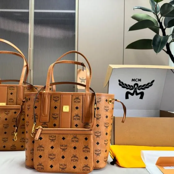 MCM Monogram 25x18x10cm shoulder bag Top Quality Replica