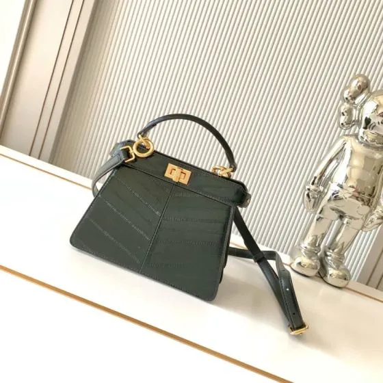 Fendi Peekaboo Green 33x22x14cm shoulder bag 1 1 Replica