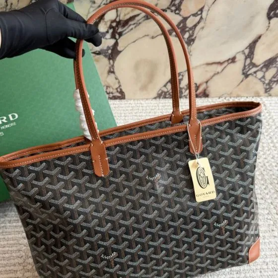 Goyard Black shoulder bag Premium Replica