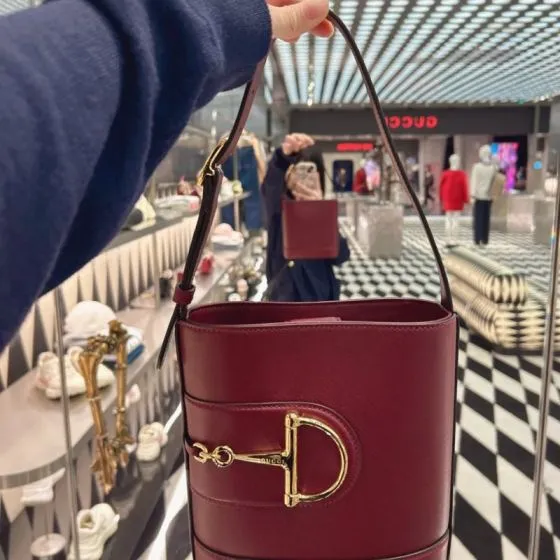 Gucci 73 Series Mini Bucket Bag Bordeaux mini crossbody 1 1 Replica