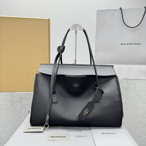 Balenciaga Black 40x30x16cm shoulder bag Top Quality Replica