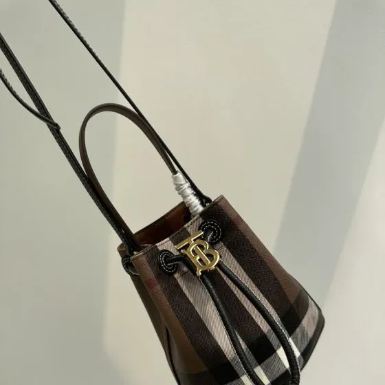 Burberry Brown 18x12cm shoulder bag Premium Replica