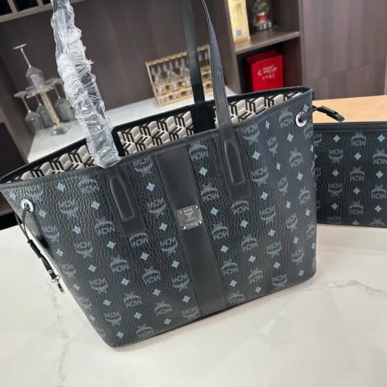 MCM Toni Black Visetos 42x33x16cm tote bag AAA Quality Replica