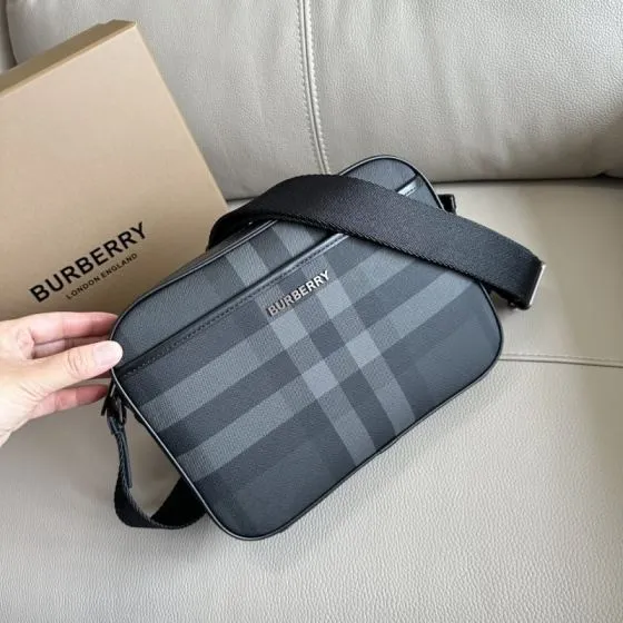 Burberry Black shoulder bag AAA Quality Replica