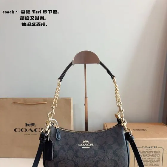 Coach Black shoulder bag Top Quality Replica
