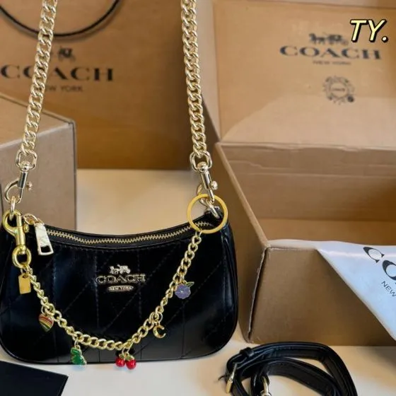 Coach Black 18x12cm shoulder bag Premium Replica