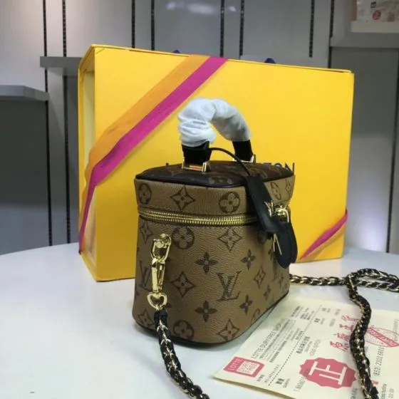 Louis Vuitton Vanity PM Reverse Monogram PM crossbody Premium Replica