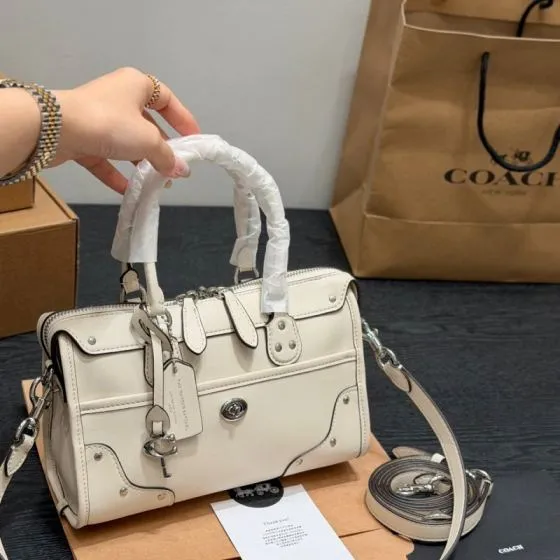 Coach Brown shoulder bag Top Quality Replica