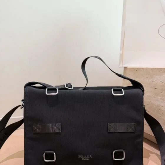 Prada Black 40x30x16cm shoulder bag Premium Replica