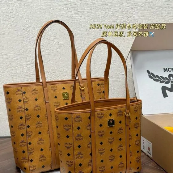MCM Toni Visetos 19x16cm shoulder bag 1 1 Replica