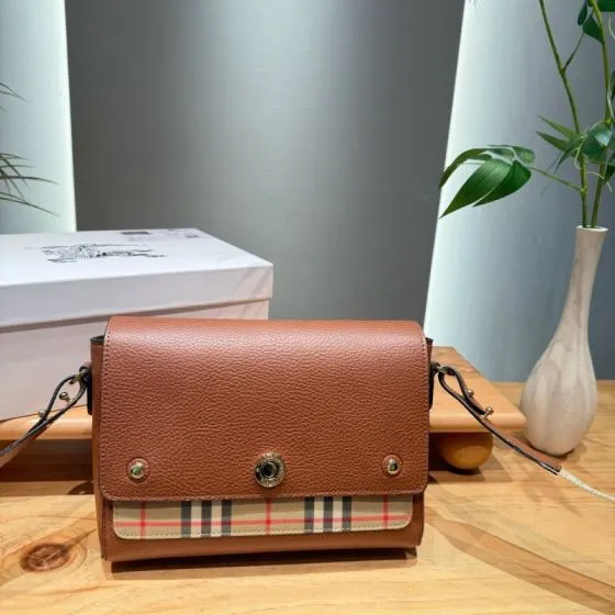 Burberry Brown shoulder bag Premium Replica