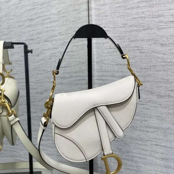 Dior White crossbody 1 1 Replica
