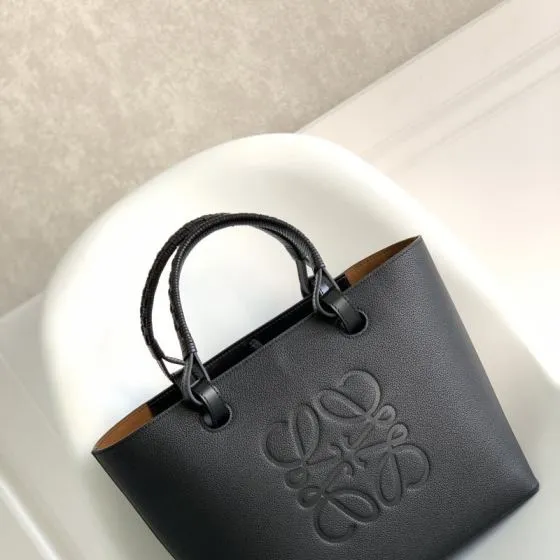 Loewe Black 25x18x10cm shoulder bag Top Quality Replica