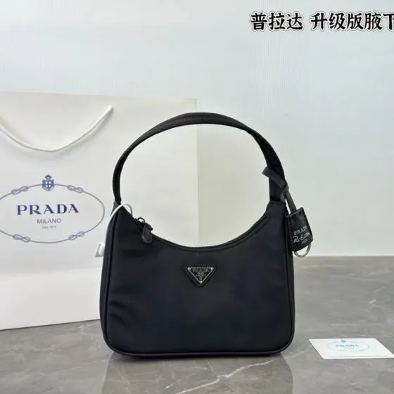 Prada Re-Edition 2000 Nylon Mini Black 22x17cm shoulder bag AAA Quality Replica