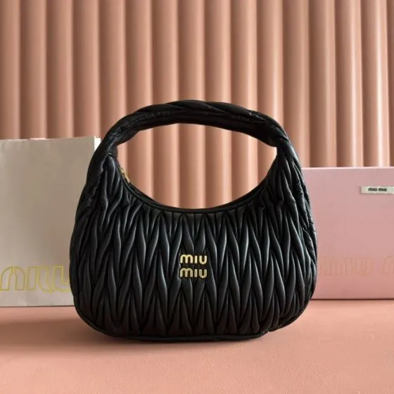 Miu Miu Wander Black Matelass Leather 29x24x10cm shoulder Top Quality Replica