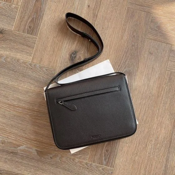 Burberry Black shoulder bag AAA Quality Replica