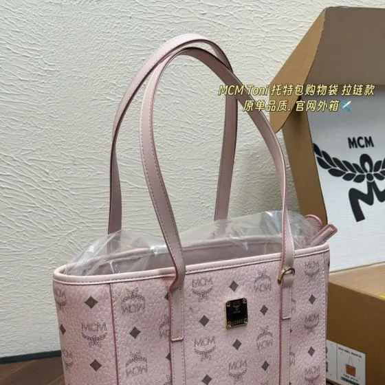MCM Toni Visetos 19x16cm shoulder bag 1 1 Replica