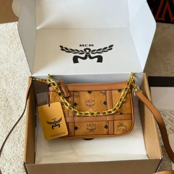 MCM Visetos 25x18x10cm shoulder bag 1 1 Replica