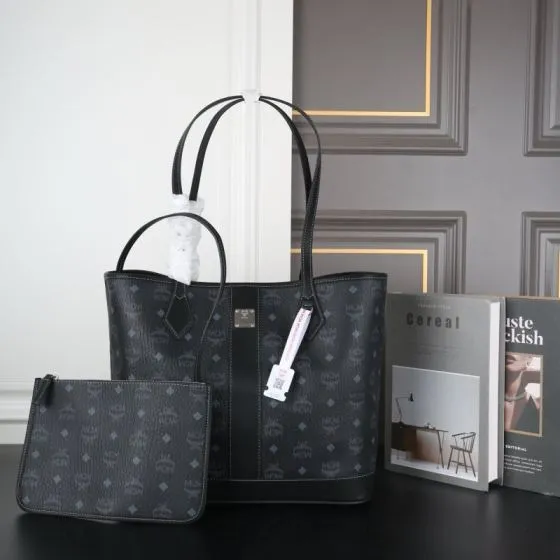MCM Monogram 40x30x16cm shoulder bag 1 1 Replica