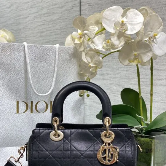 Dior Lady Black shoulder Top Quality Replica