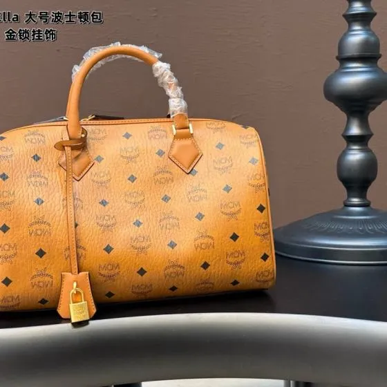 MCM Monogram 40x30x16cm shoulder bag 1 1 Replica