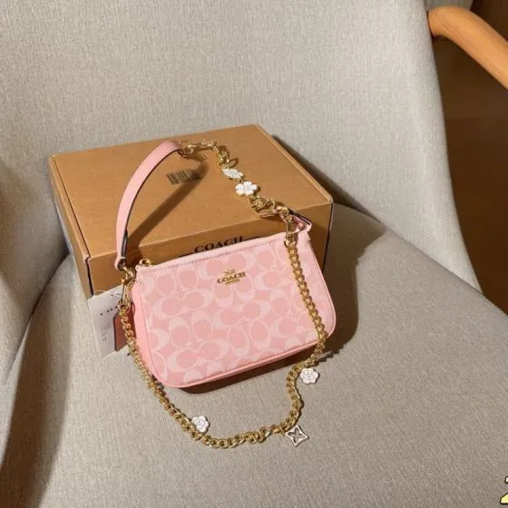 Coach Monogram 18x12cm shoulder bag AAA Quality Replica
