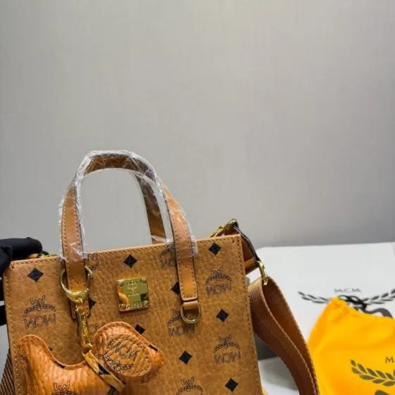 MCM Visetos 18x12cm shoulder bag AAA Quality Replica