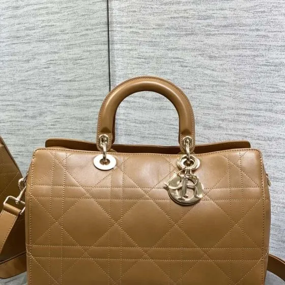 Dior Lady Tan shoulder 1 1 Replica