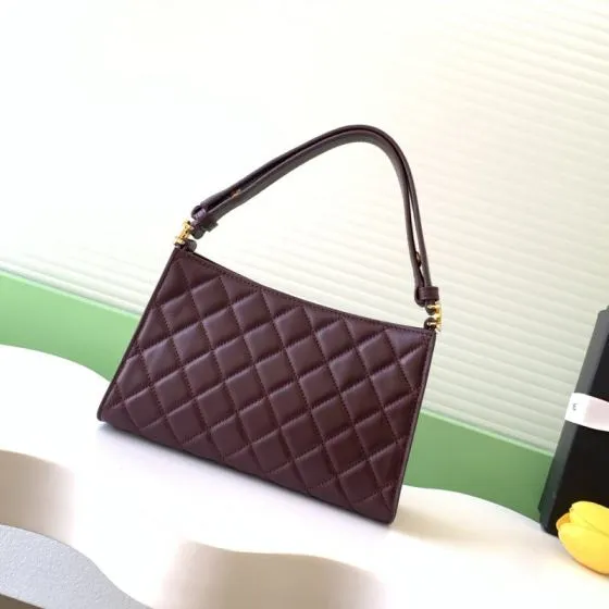Chanel Burgundy shoulder 1 1 Replica