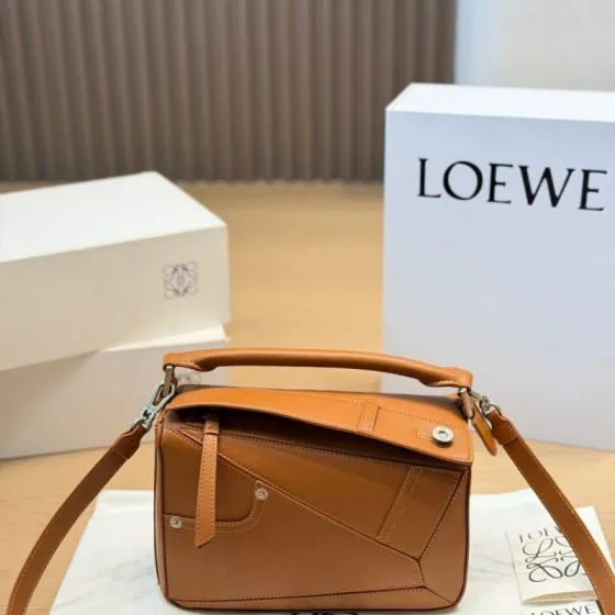 Loewe 25x18x10cm shoulder bag Premium Replica