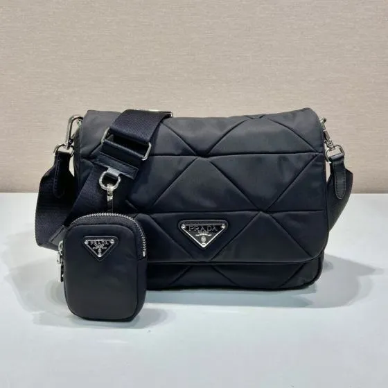 Prada Black 30x22x12cm shoulder bag Top Quality Replica
