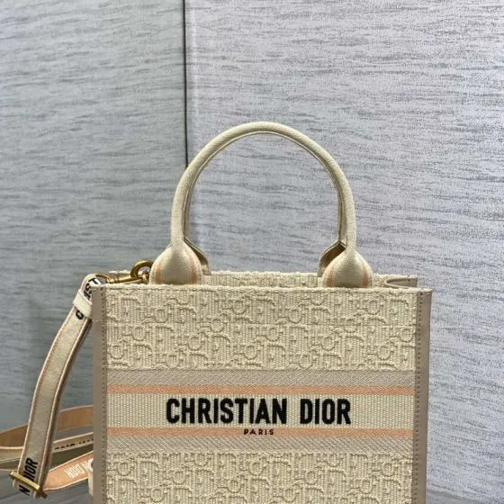 Dior Beige tote Premium Replica