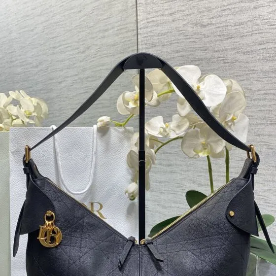 Dior Voyage Black everyday AAA Quality Replica