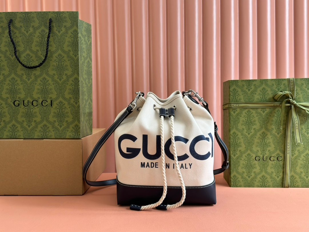 Gucci Ivory and black crossbody everyday