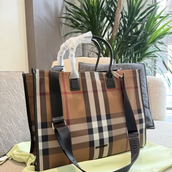 Burberry Brown shoulder bag AAA Quality Replica