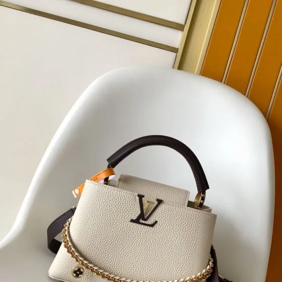 Louis Vuitton Capucines Cream White Taurillon leather with dark brown trim crossbody AAA Quality Replica