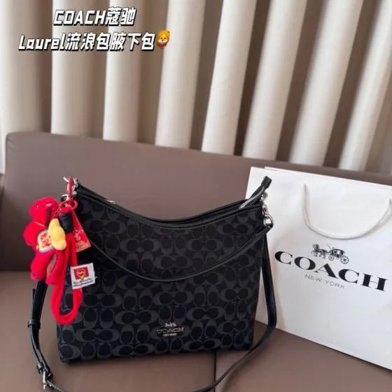 Coach Black shoulder bag 1 1 Replica